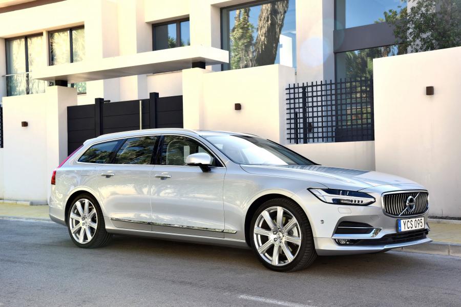  Volvo V90 D5 Inscription 2016 года  (фото 21 из 31)